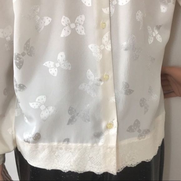 Vintage Off White Pleated Front Top With Bows - Picture 5 of 16